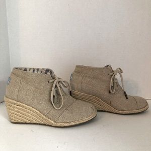 Toms, soft burlap/ canvas wedge booties.